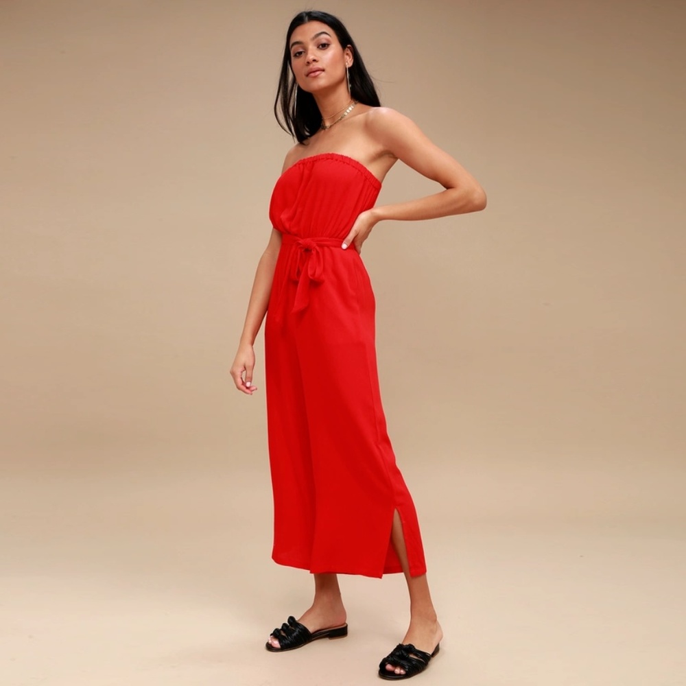 Lulu’s Darleen Red Strapless Culotte Jumpsuit